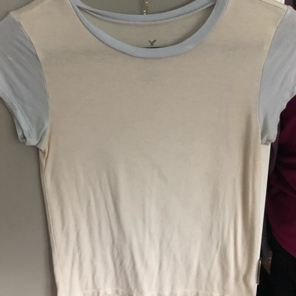 American eagle t shirt